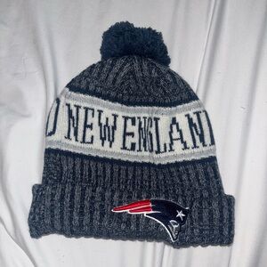 MENS NFL NE PATRIOTS/TB12 ON FIELD SPORT KNIT BEANIE